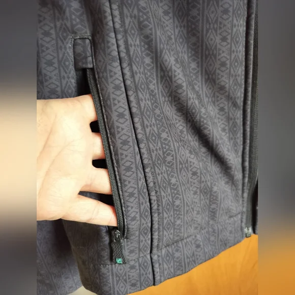 Cinch Women's Charcoal Grey And Turquoise Aztec Print Concealed Carry Jacket M - Picture 5 of 16